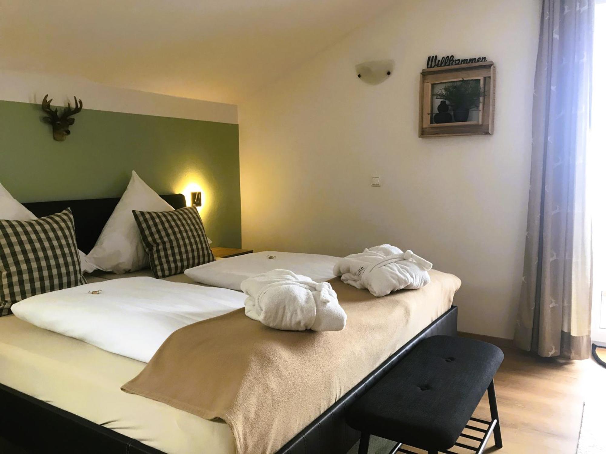 Zur Neuen Post Landgasthof Herzogsreut Exteriör bild